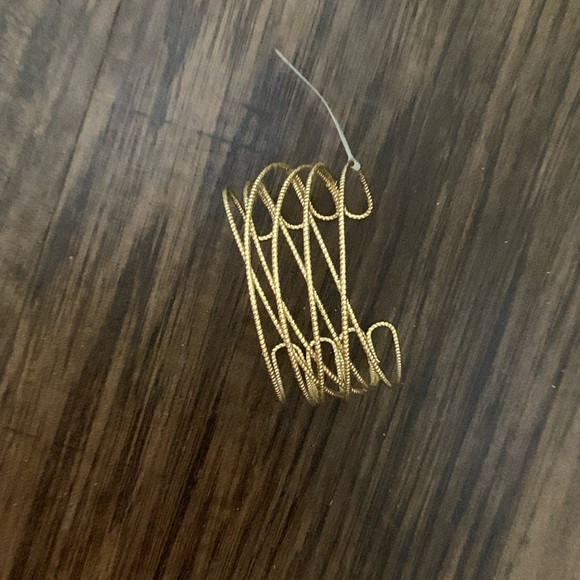 Francesca’s collections Jia cross twisted cuff bracelet - Picture 11 of 12